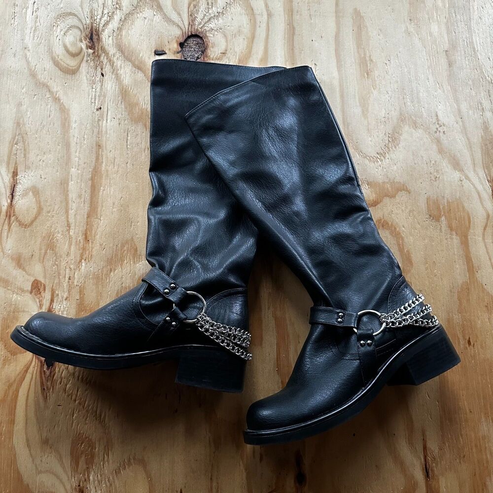 Azalea Wang Gardner Black Harness Chain Knee-High Boots - 8.5